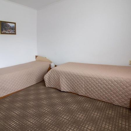 Family Hotel Panorama Чифлик Экстерьер фото